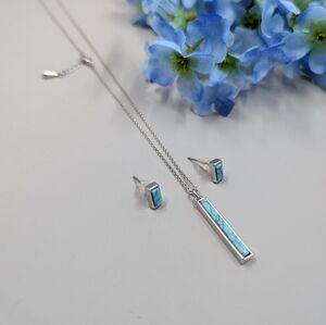 Turquoise And Sterling Silver Plated Vintage Necklace Set
